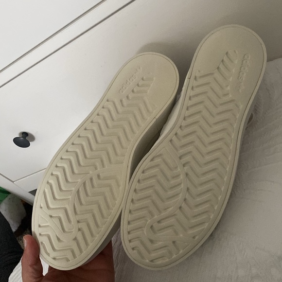 Adidas Forum Bonega Platform Sneaker - Picture 3 of 5